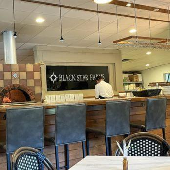 Inn At Black Star Farms Suttons Bay Экстерьер фото