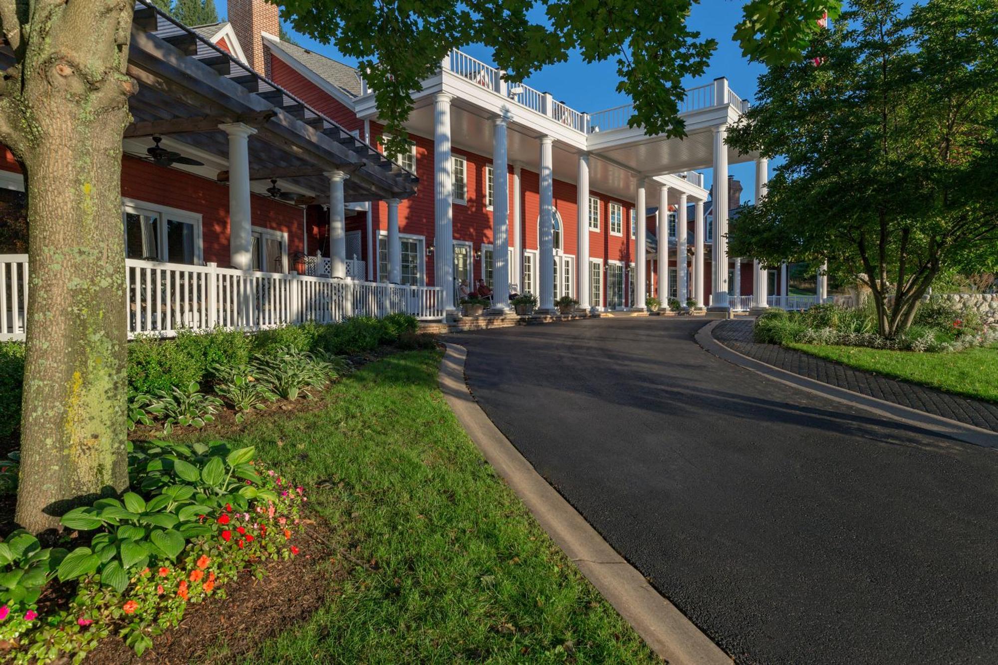 Inn At Black Star Farms Suttons Bay Экстерьер фото